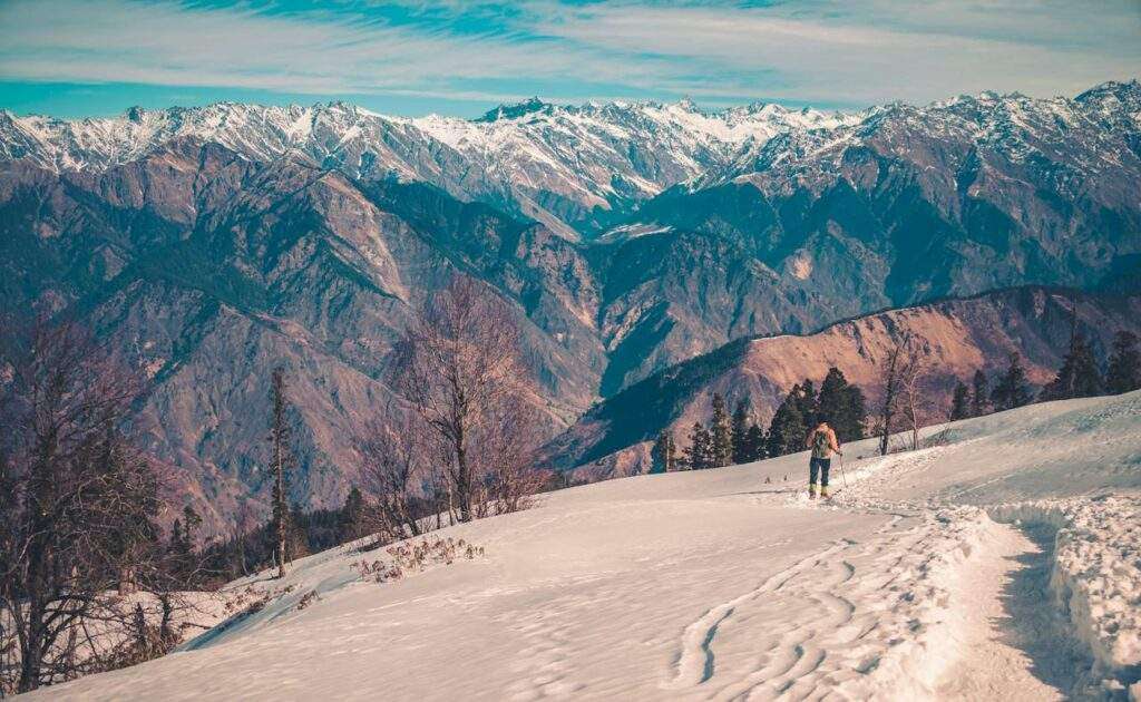 12 Trekking And Winter Routes in Uttarakhand