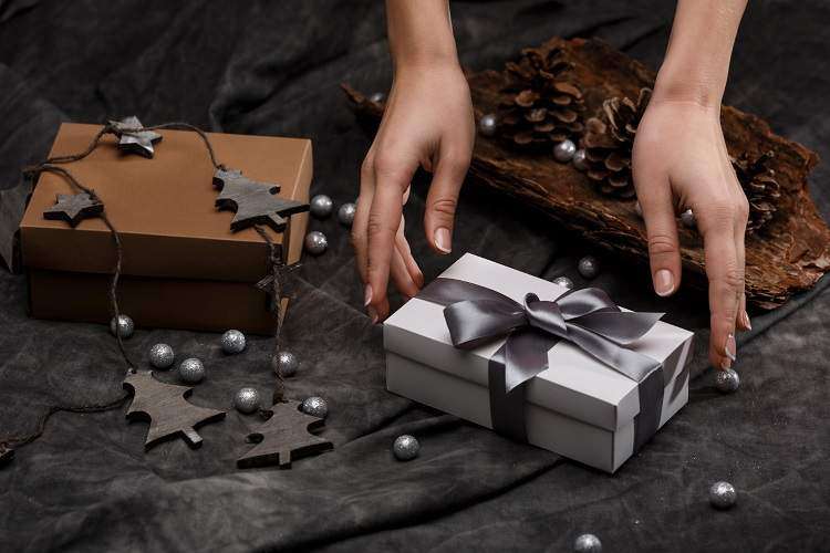 Packaging Gift Boxes