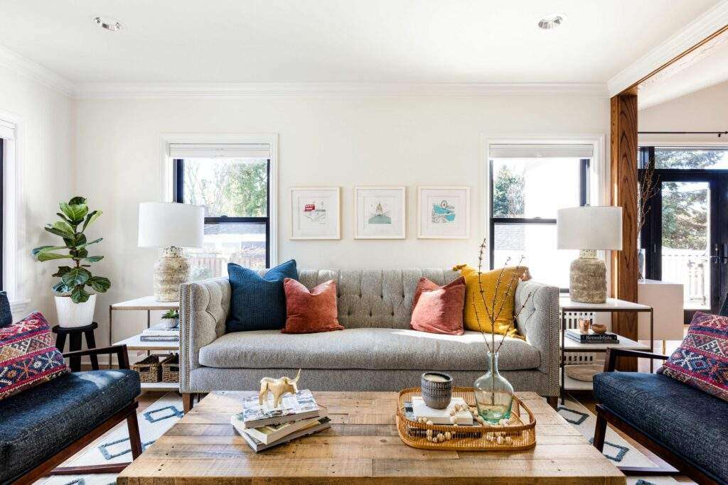5 Furniture Arrangement Tips for Your Small Living Room